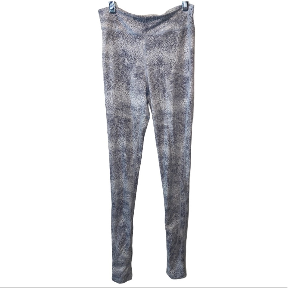 Joe’s rhythm fit off duty leggings animal print medium